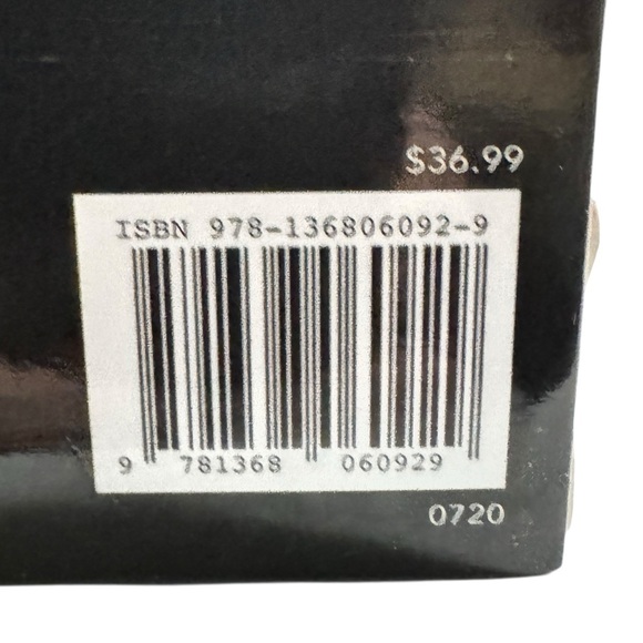 Marvel Heroes Collection (4 Novels) Black Panther, Spiderman, Runaways, Squirrel - Picture 5 of 11